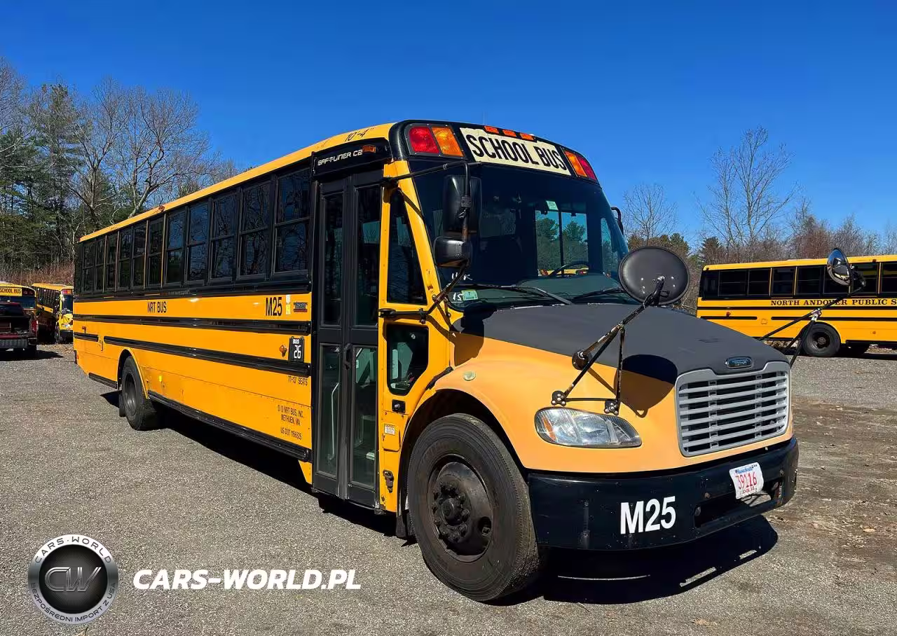 2015 Freightliner Chassis B2B
