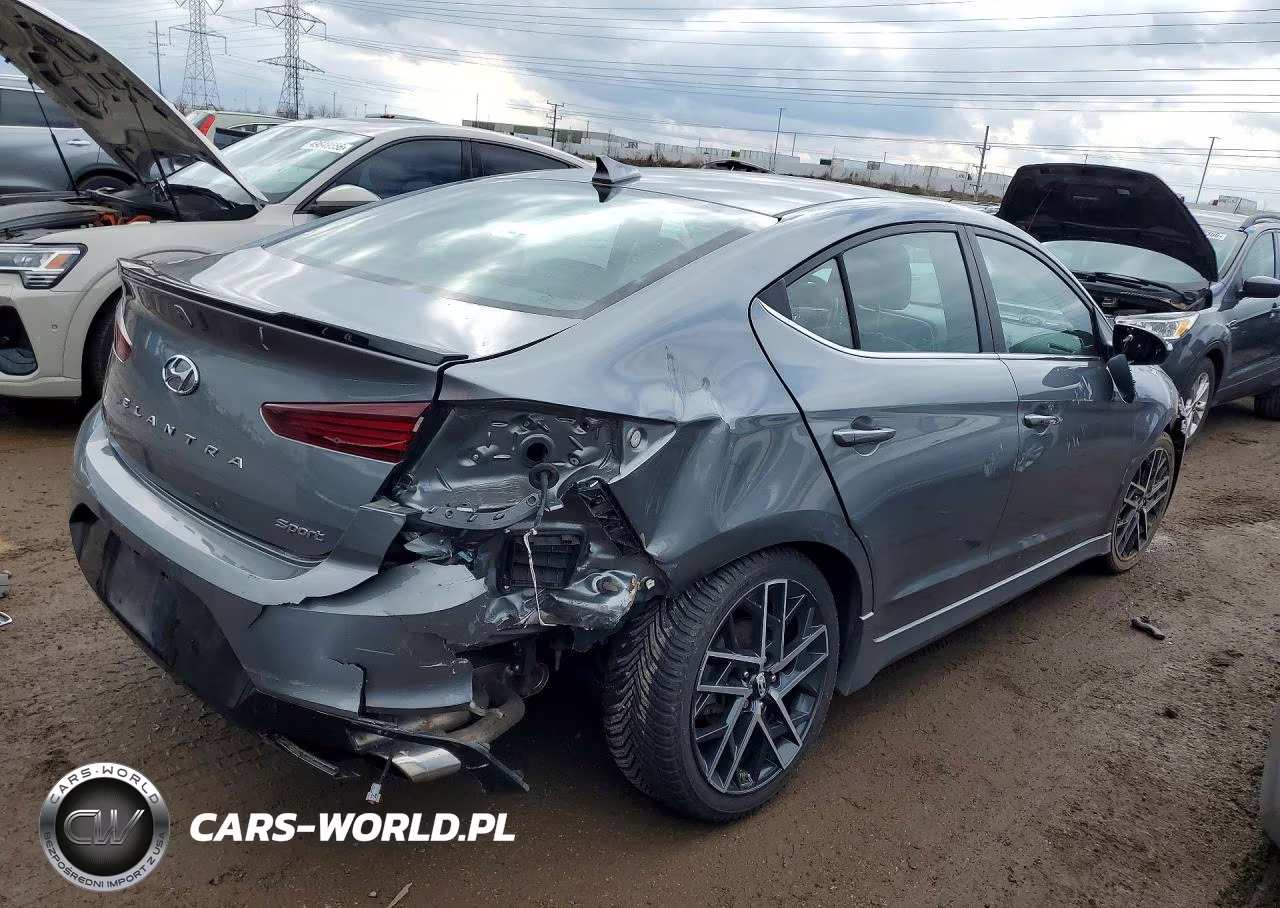 2019 Hyundai Elantra Sport VIN:KMHD04LB5KU818028 - 3