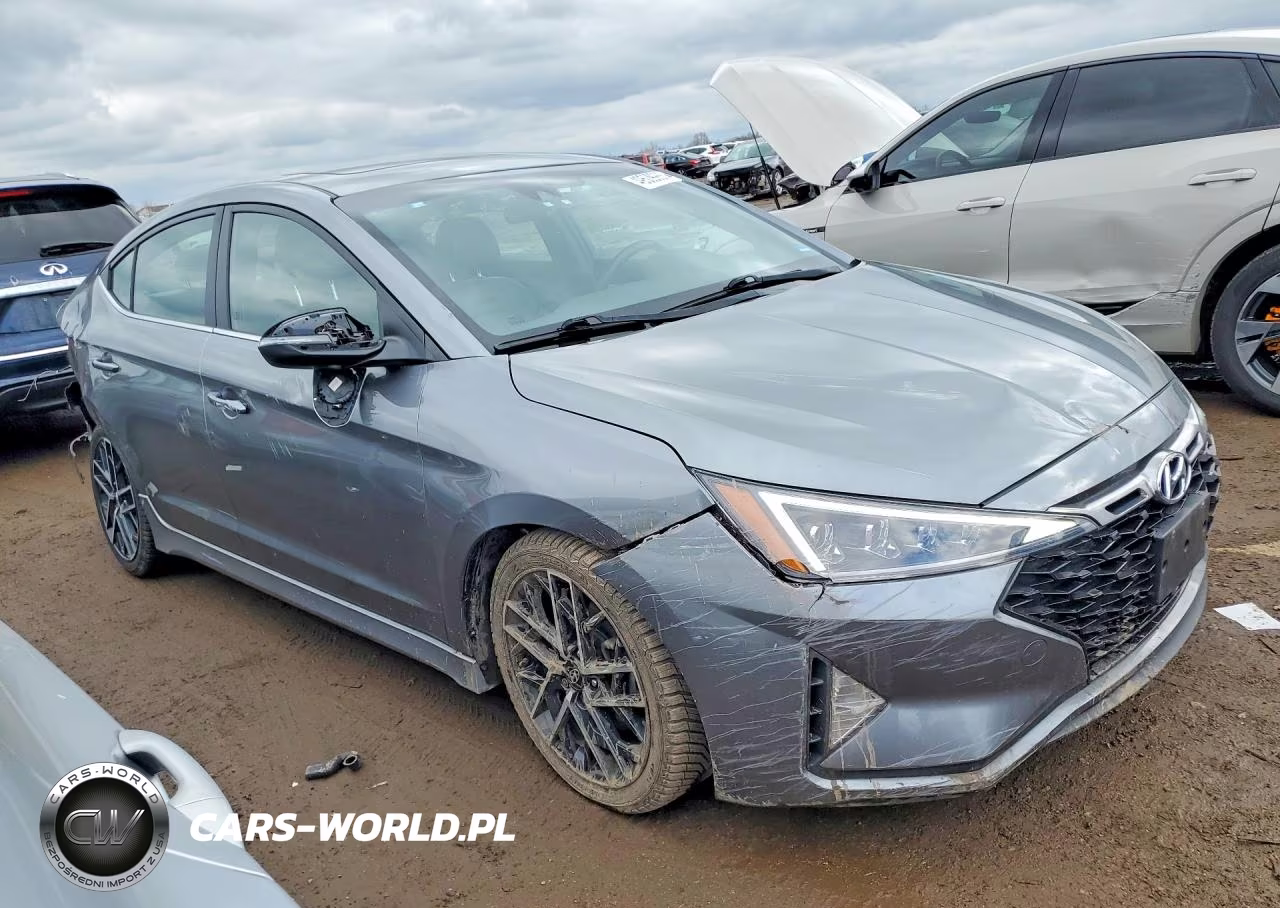 2019 Hyundai Elantra Sport VIN:KMHD04LB5KU818028 - 4