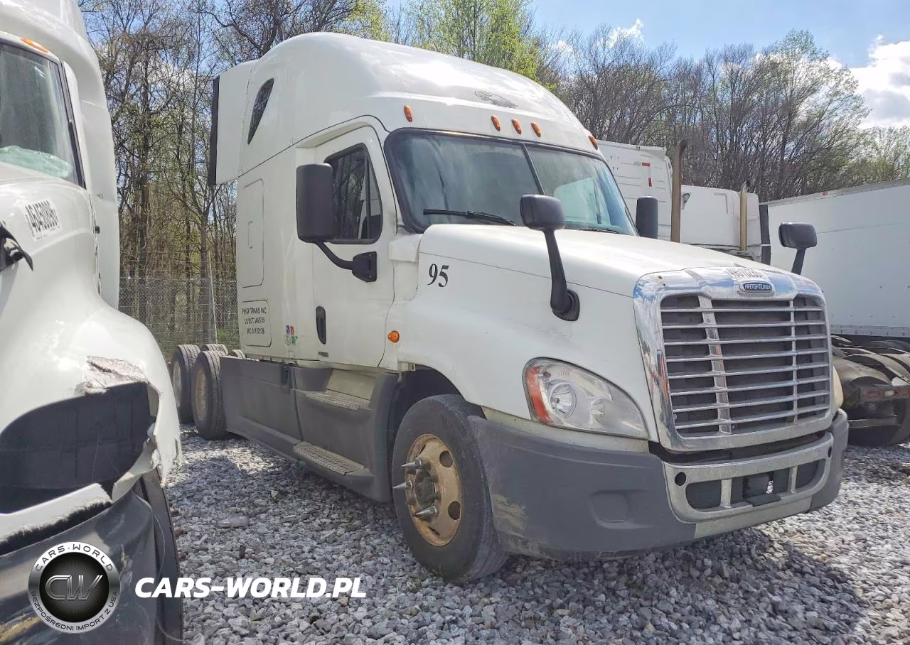 2016 Freightliner Cascadia 125 Semi Truck