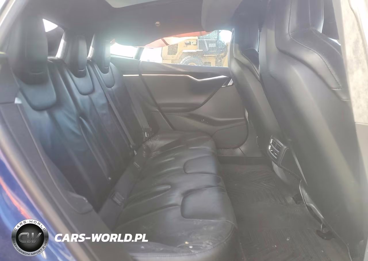 2016 Tesla Model S VIN:5YJSA1E27GF126664 - 10