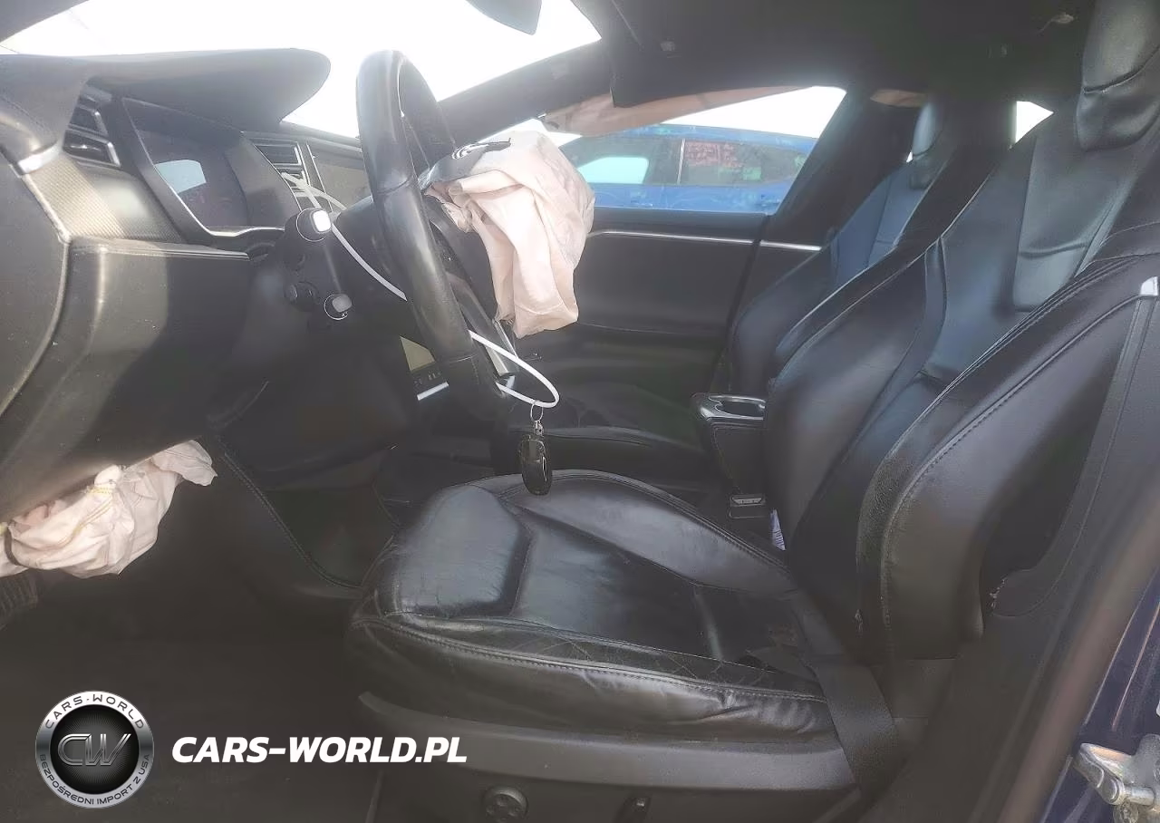 2016 Tesla Model S VIN:5YJSA1E27GF126664 - 7