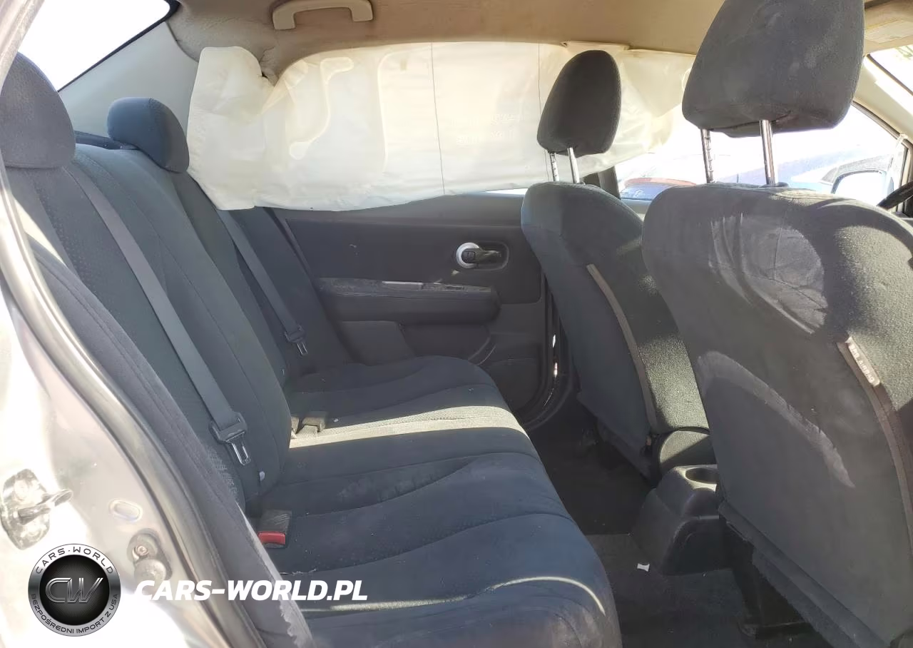 2010 Nissan Versa 1.8 S VIN:3N1BC1AP7AL369365 - 10
