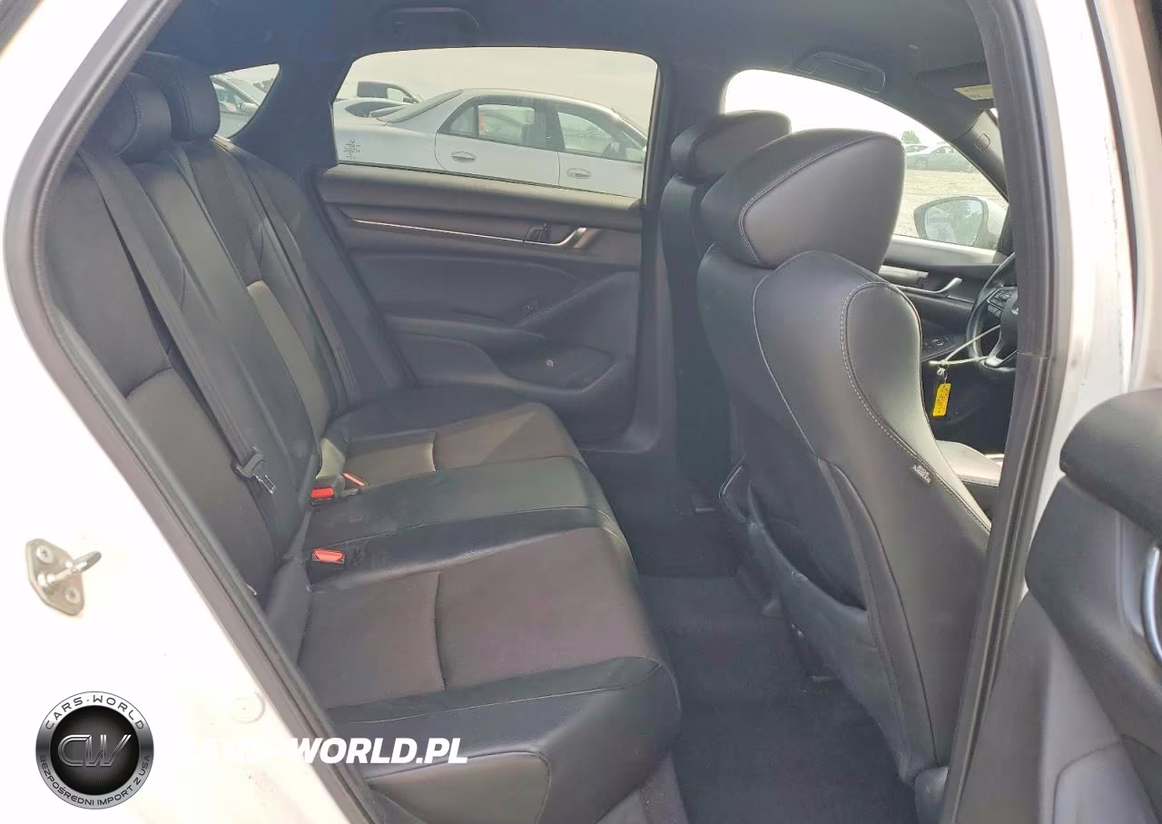 2018 Honda Accord Sport VIN:1HGCV1F37JA157110 - 10