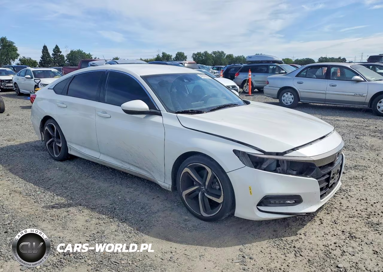 2018 Honda Accord Sport VIN:1HGCV1F37JA157110 - 4