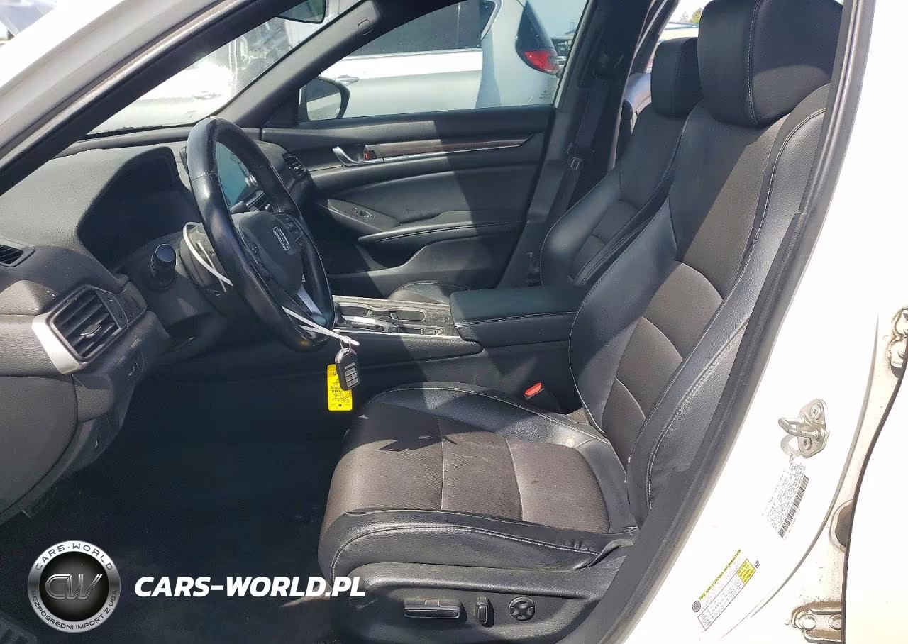 2018 Honda Accord Sport VIN:1HGCV1F37JA157110 - 7