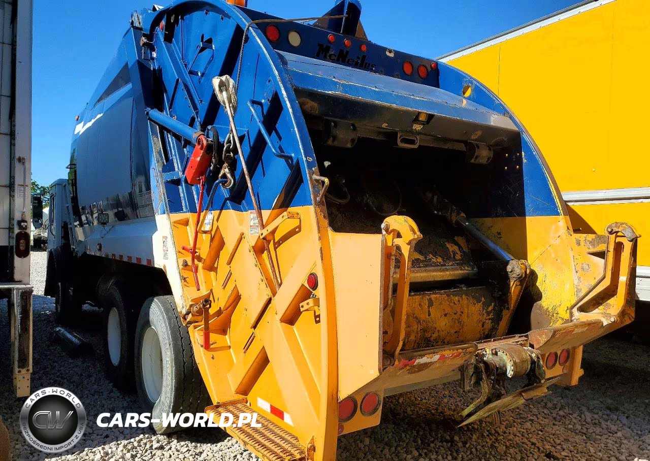 2013 Mack Leu613 Refuse Truck VIN:1M2AU02C9DM007605 - 3