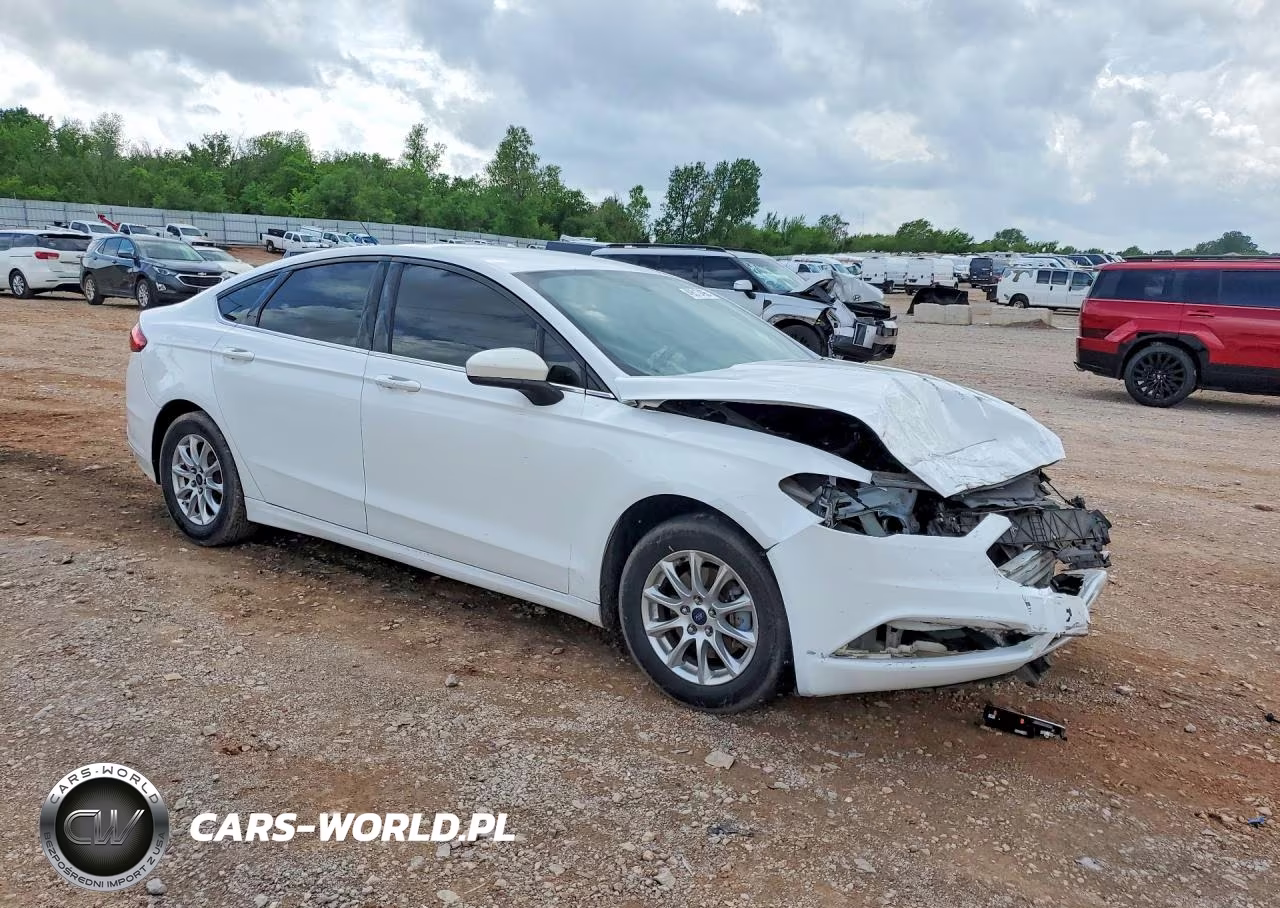 2017 Ford Fusion S VIN:3FA6P0G79HR175227 - 4