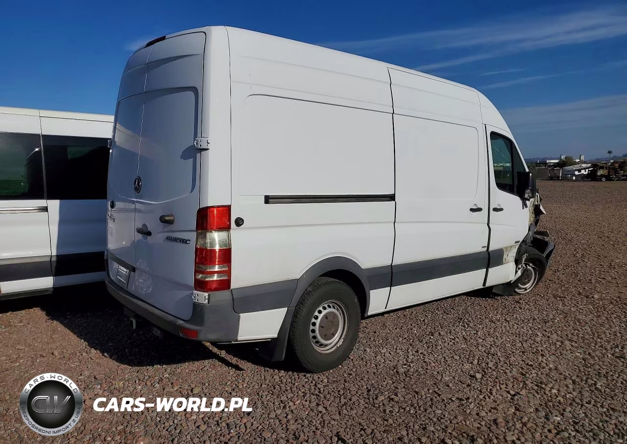 2013 Mercedes Benz Sprinter 2500 VIN:WD3PE7CCXD5745193 - 3