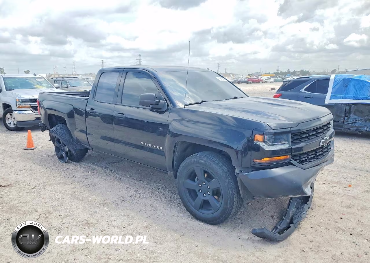 2018 Chevrolet Silverado C1500 VIN:1GCRCNEH5JZ354488 - 4