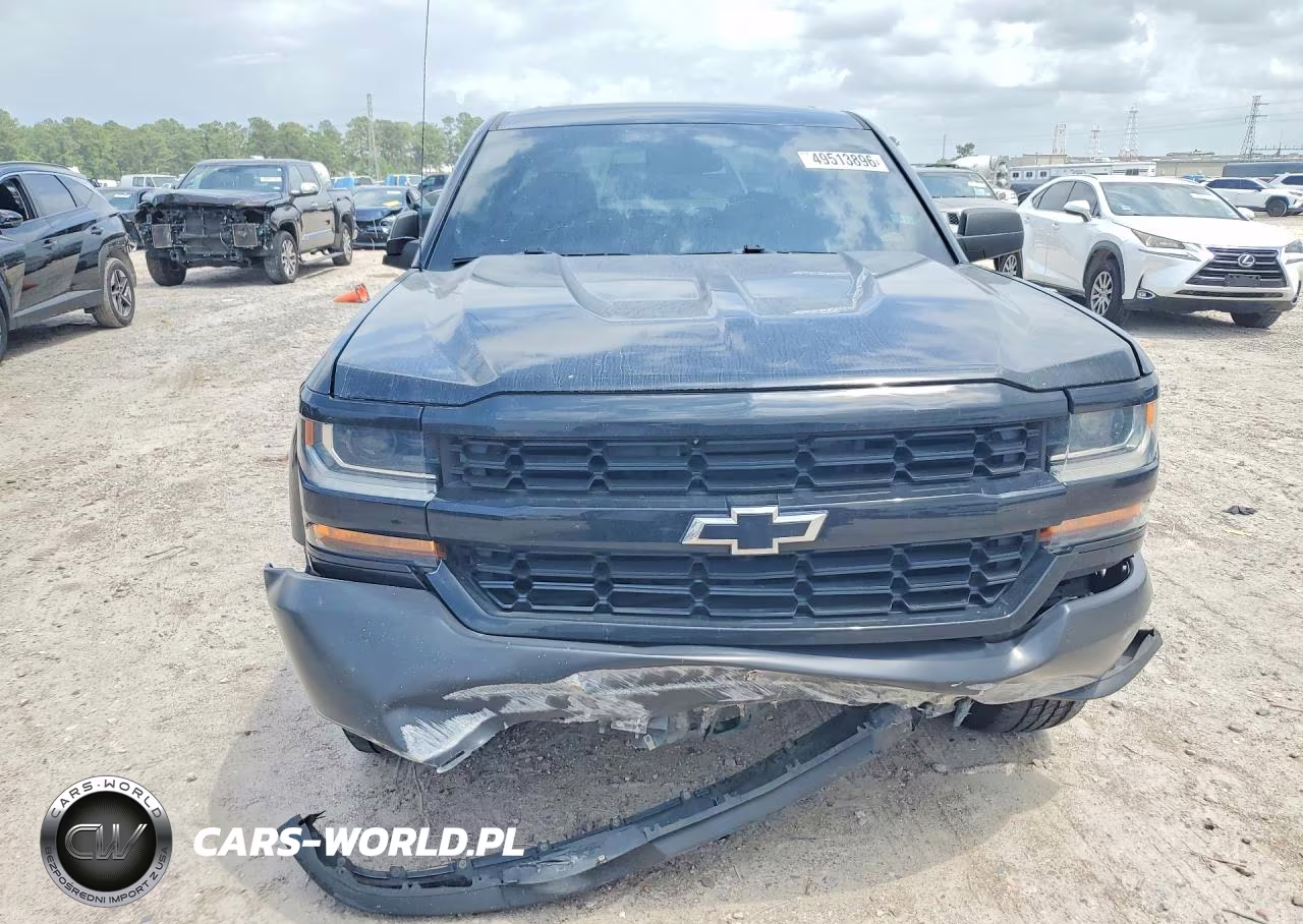 2018 Chevrolet Silverado C1500 VIN:1GCRCNEH5JZ354488 - 5