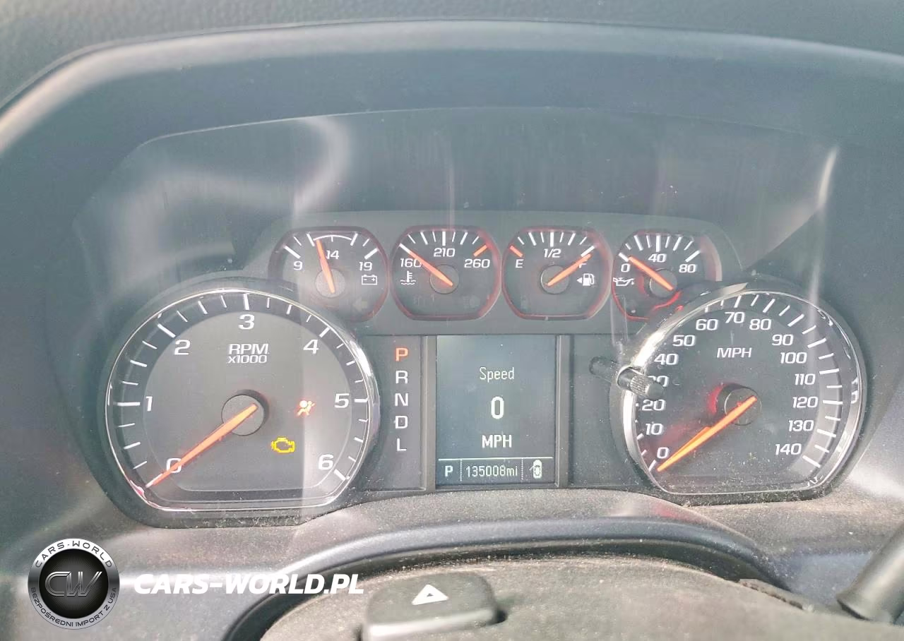 2018 Chevrolet Silverado C1500 VIN:1GCRCNEH5JZ354488 - 9