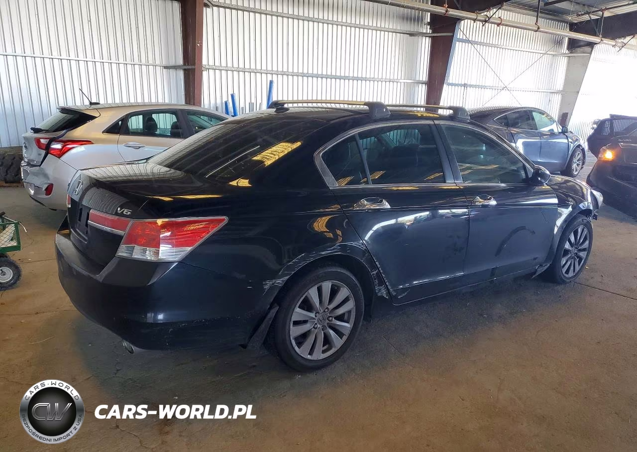 2011 Honda Accord Exl VIN:1HGCP3F88BA000768 - 3