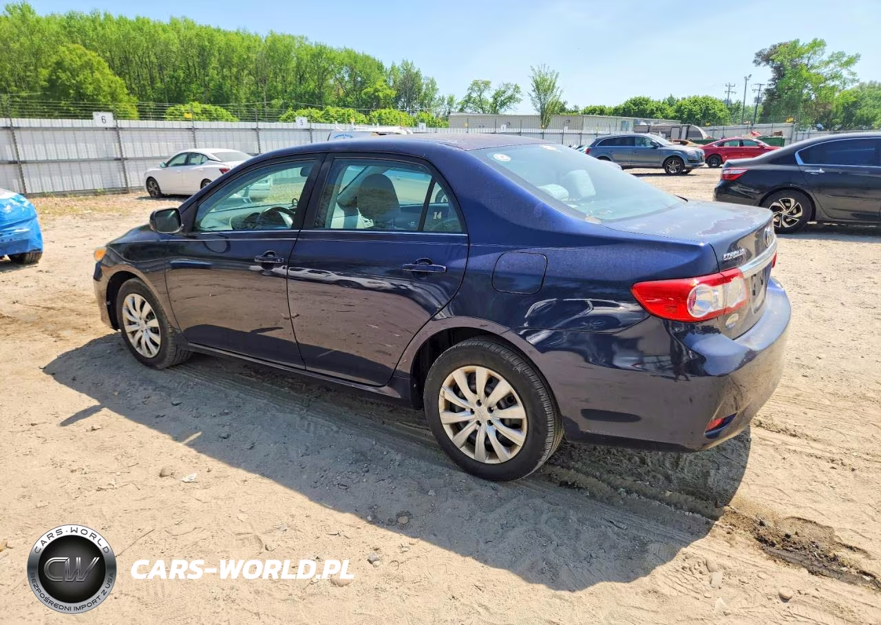 2013 Toyota Corolla Le VIN:2T1BU4EE7DC982310 - 2