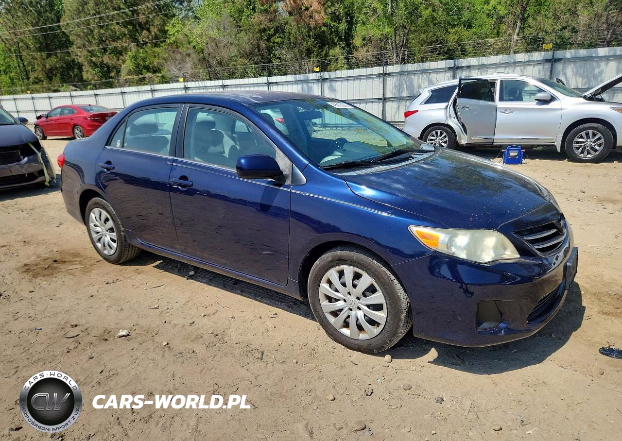 2013 Toyota Corolla Le VIN:2T1BU4EE7DC982310 - 4