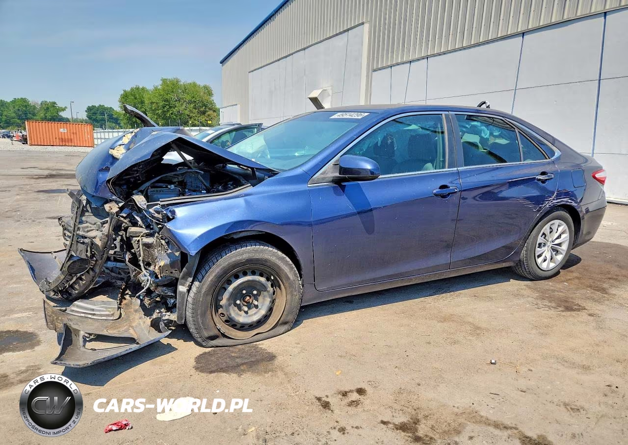 2016 Toyota Camry Le