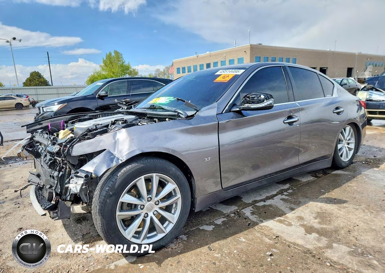 2014 Infiniti Q50 Base
