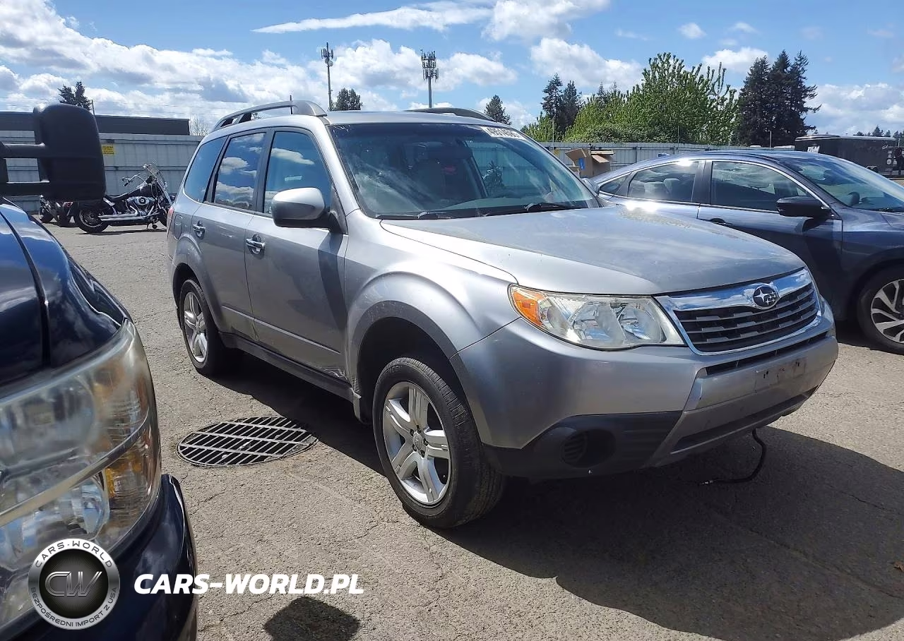 2010 Subaru Forester 2.5X Premium VIN:JF2SH6CC0AH904302 - 4