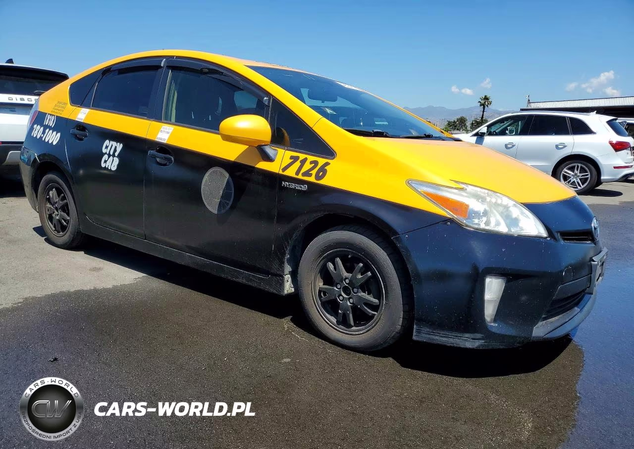 2015 Toyota Prius Two VIN:JTDKN3DU3F1916473 - 4