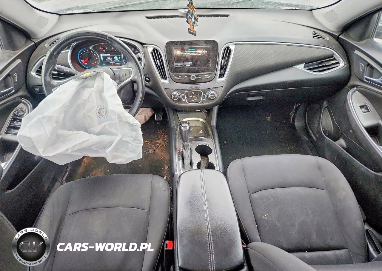 2018 Chevrolet Malibu Lt VIN:1G1ZD5ST7JF128033 - 8