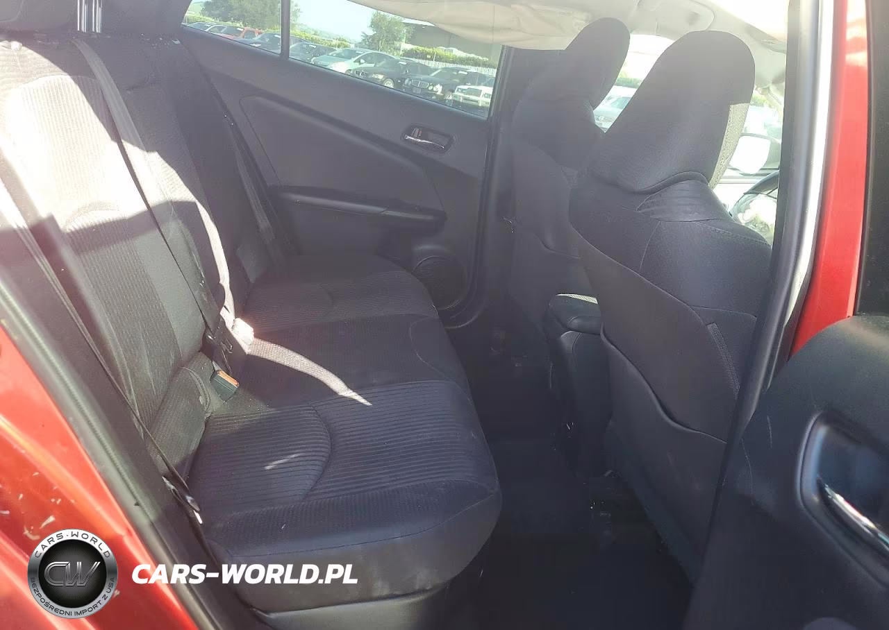 2018 Toyota Prius Two VIN:JTDKBRFU3J3602280 - 10
