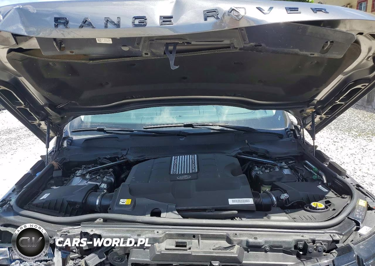 2019 Land Rover Range Rover Supercharged VIN:SALGS2RE1KA541700 - 11
