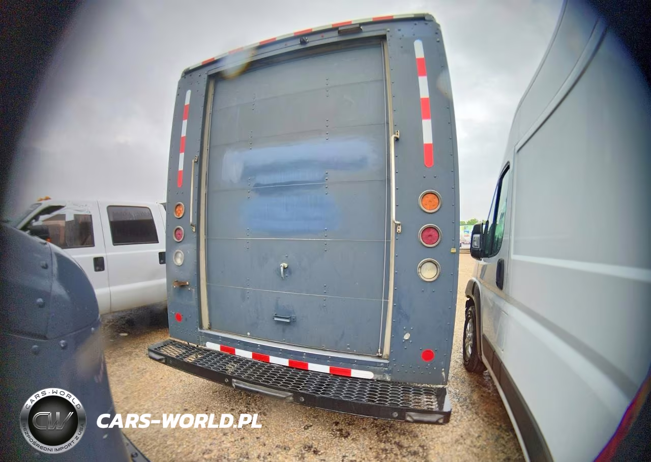 2021 Ford F59 Delivery Truck VIN:1F65F5KN2M0A01587 - 6