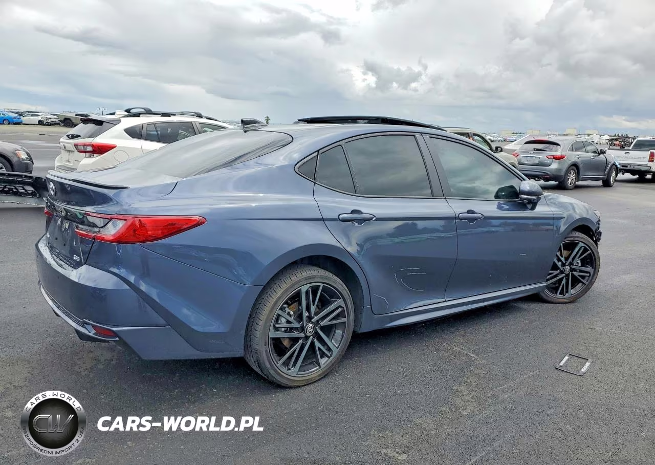 2026 Toyota Camry Xse VIN:4T1DAACK2TU714609 - 3