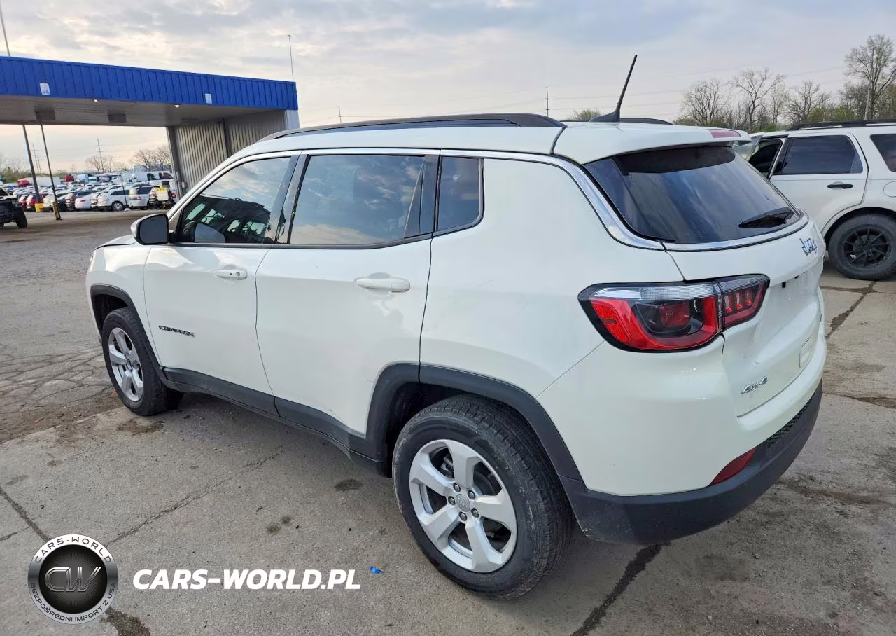 2018 Jeep Compass Latitude VIN:3C4NJDBB9JT259017 - 2