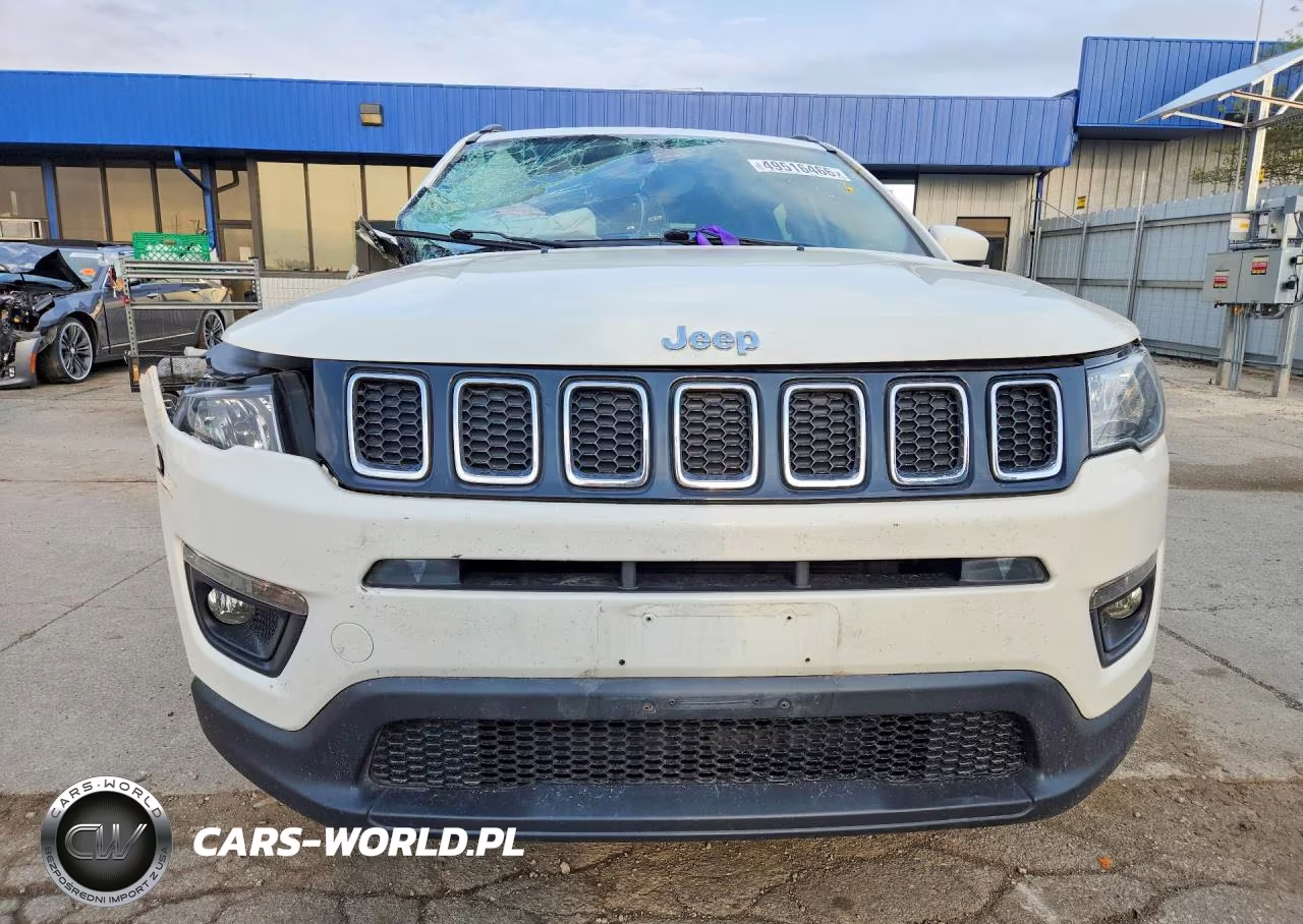 2018 Jeep Compass Latitude VIN:3C4NJDBB9JT259017 - 5