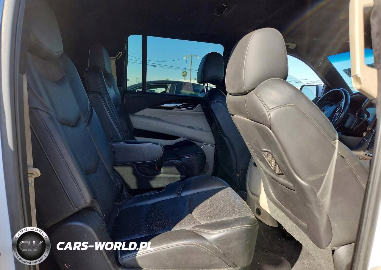 2018 Cadillac Escalade VIN:1GYS3HKJ3JR346846 - 11