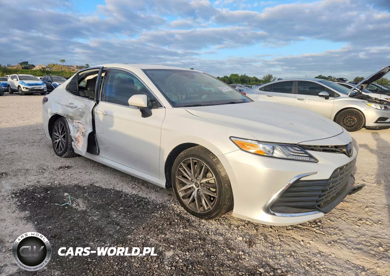 2022 Toyota Camry Xle VIN:4T1F31AK1NU570107 - 4