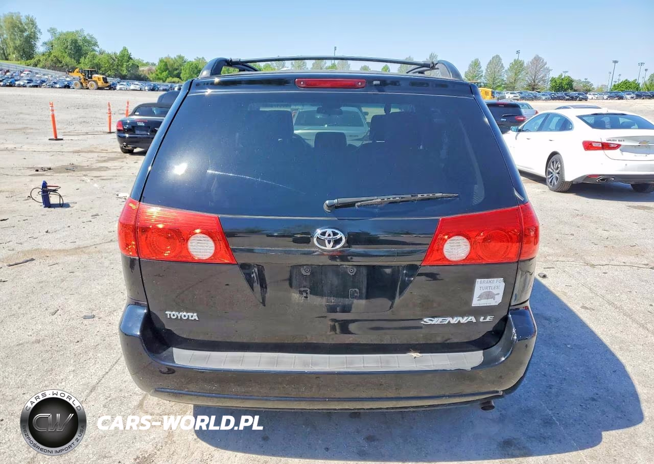2010 Toyota Sienna Le 8-Passenger VIN:5TDKK4CC9AS306063 - 6