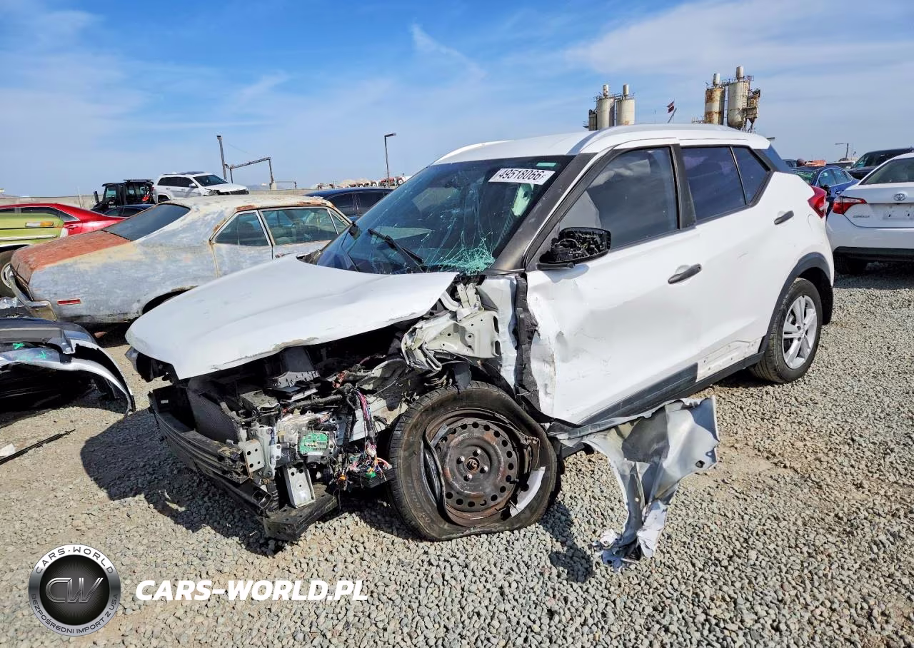 2019 Nissan Kicks S