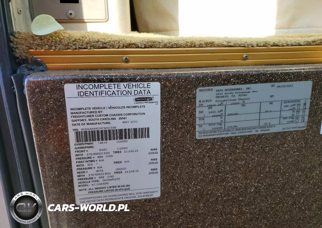 2004 Freightliner Chassis Rv VIN:4UZAAHAK24CM37398 - 10
