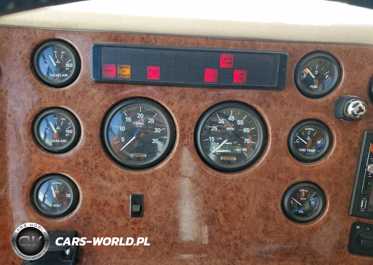 2004 Freightliner Chassis Rv VIN:4UZAAHAK24CM37398 - 8