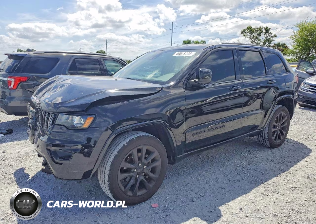 2020 Jeep Grand Cherokee Laredo