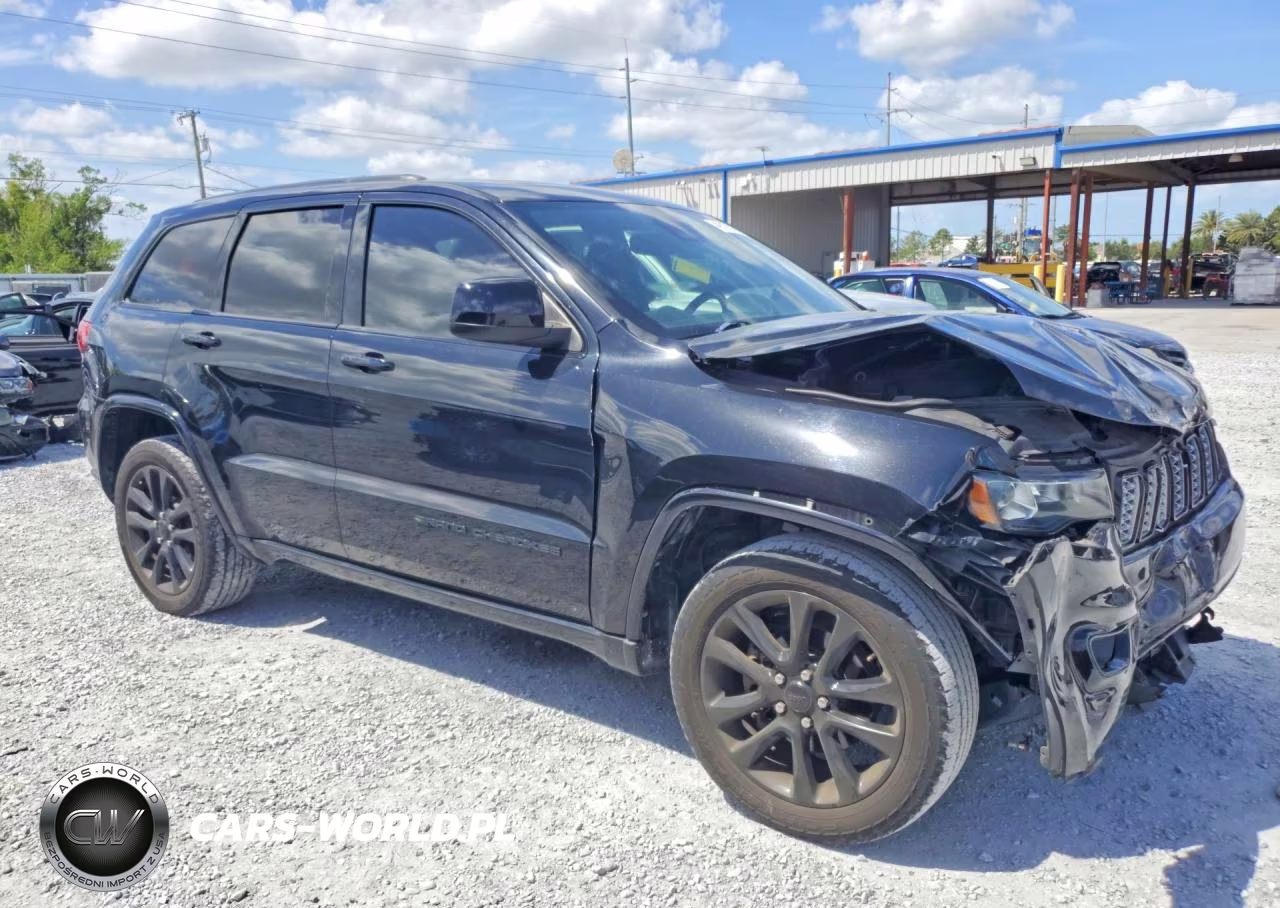 2020 Jeep Grand Cherokee Laredo VIN:1C4RJEAG9LC211858 - 4
