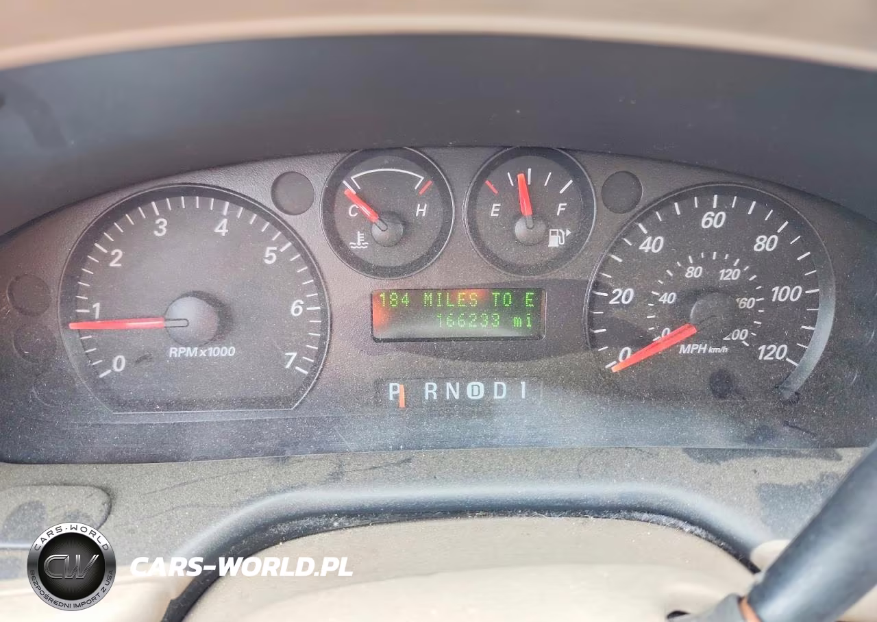 2005 Ford Taurus VIN:1FAFP53UX5A113365 - 9