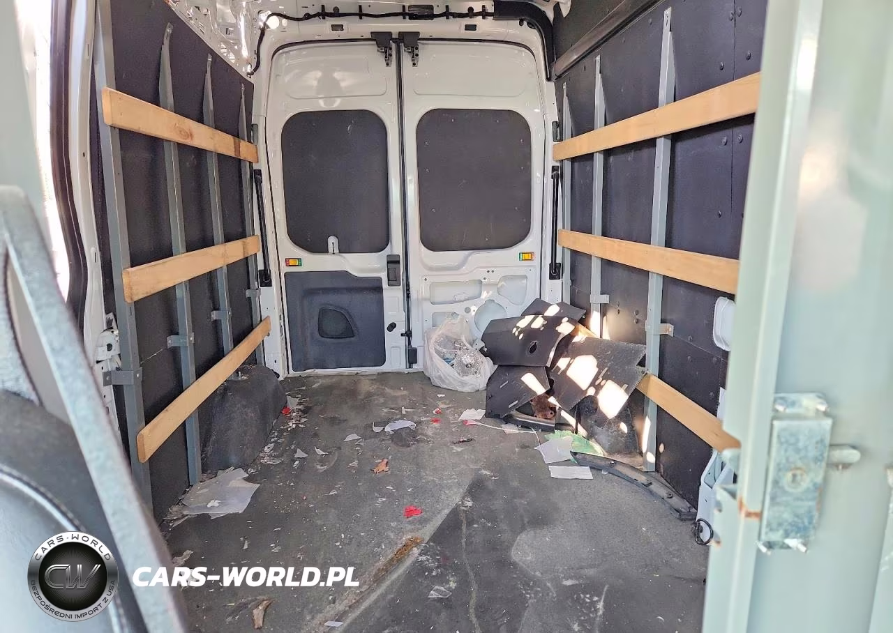 2022 Ford Transit T-250 VIN:1FTBR1X86NKA23925 - 10