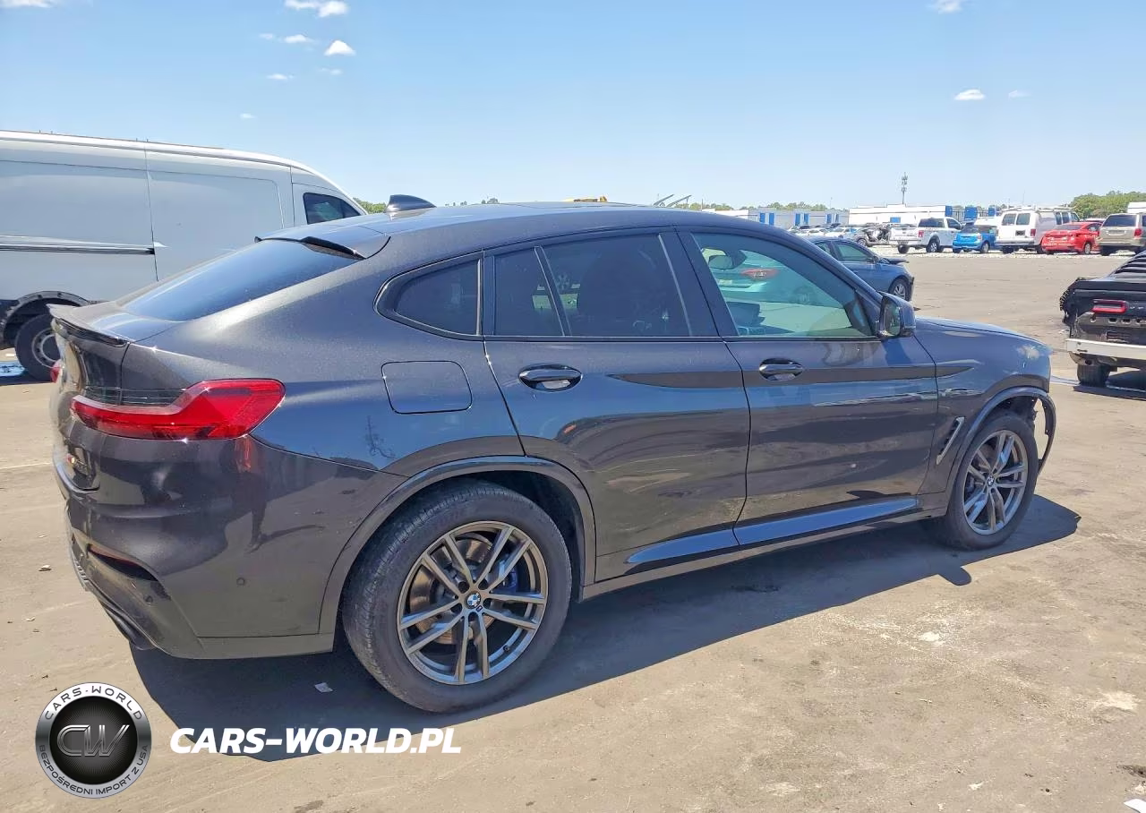 2020 BMW X4 xDrivem40I VIN:5UX2V5C0XLLE69572 - 3