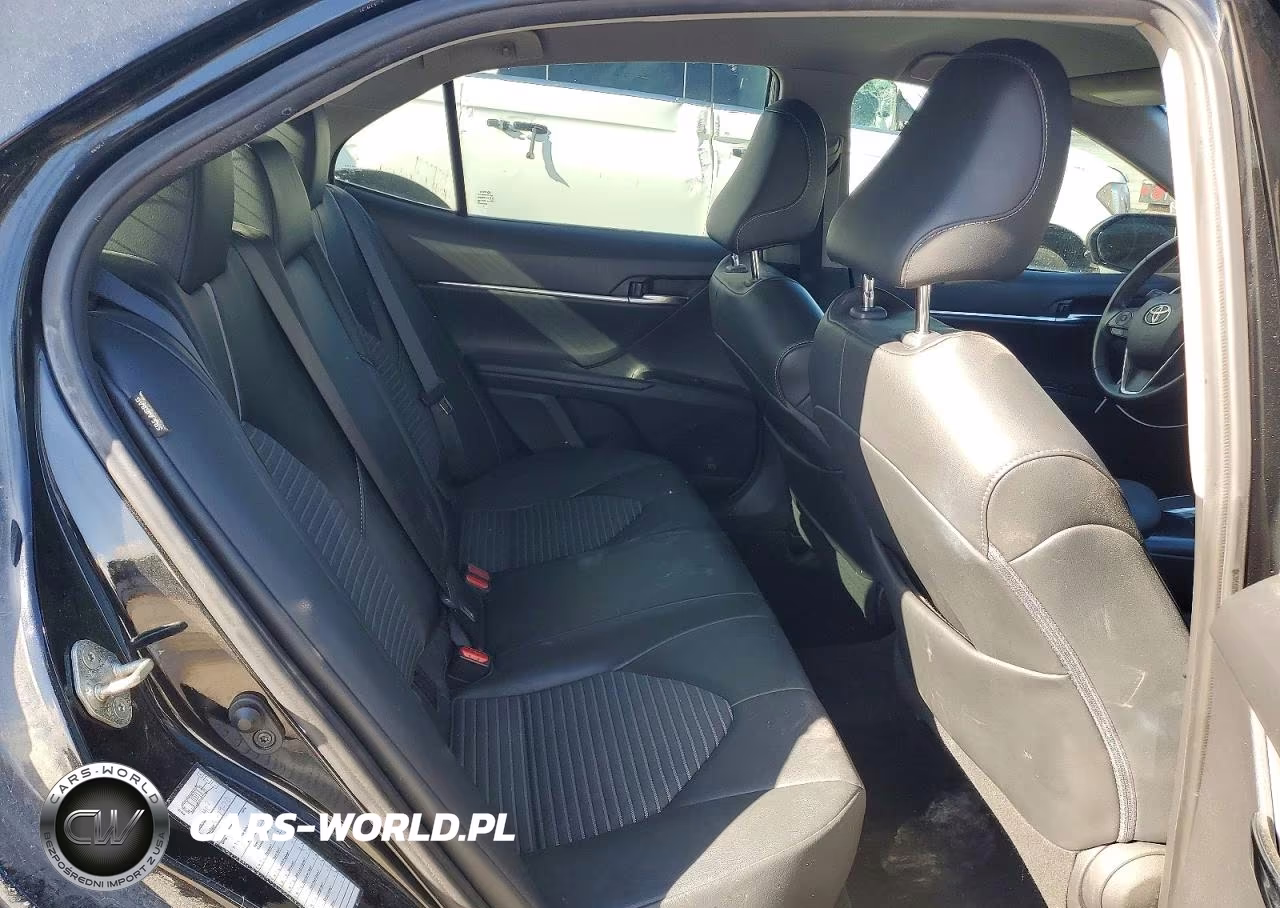 2020 Toyota Camry Se VIN:4T1G11AK8LU930531 - 10