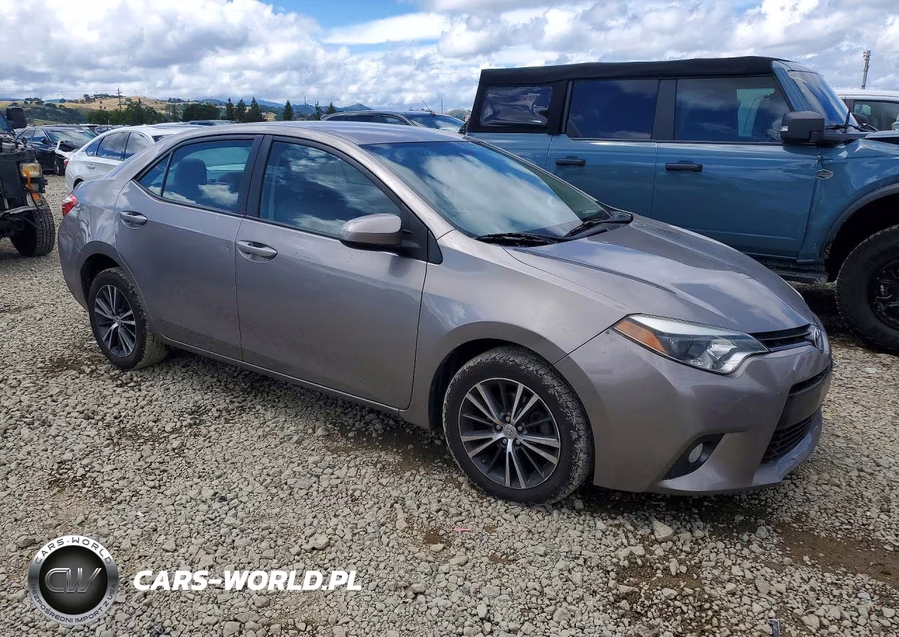 2016 Toyota Corolla Le Plus VIN:2T1BURHE2GC746158 - 4
