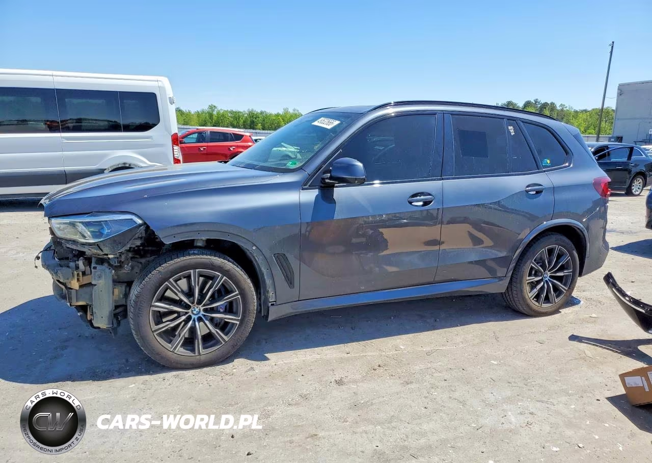 2020 BMW X5 M50I