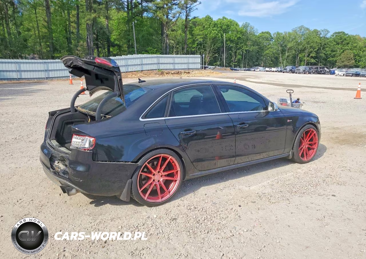 2011 Audi S4 Premium VIN:WAUHGCFLXBA123932 - 3