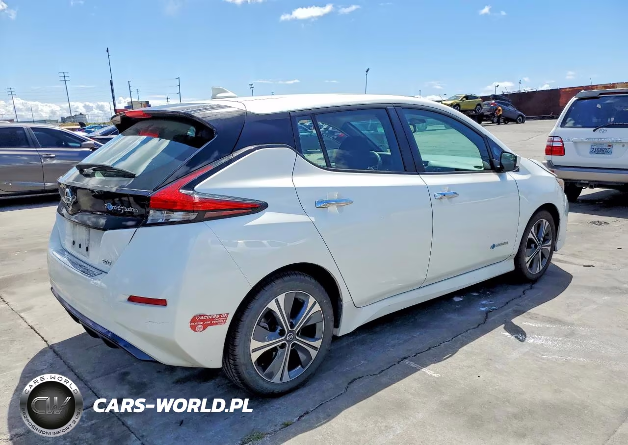 2018 Nissan Leaf Sv VIN:1N4AZ1CP8JC307186 - 3