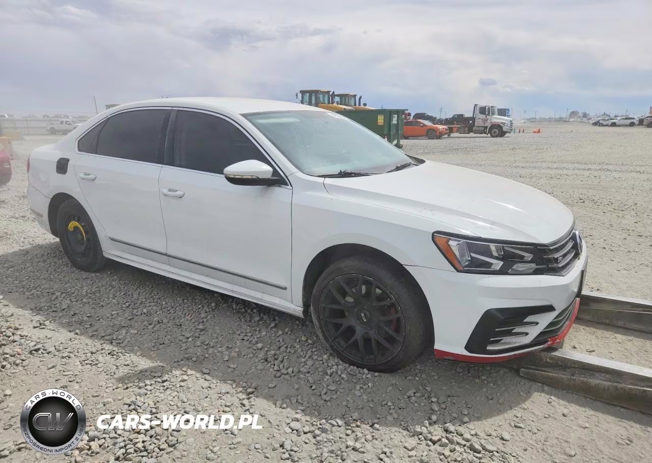 2016 Volkswagen Passat S VIN:1VWAT7A33GC033013 - 4