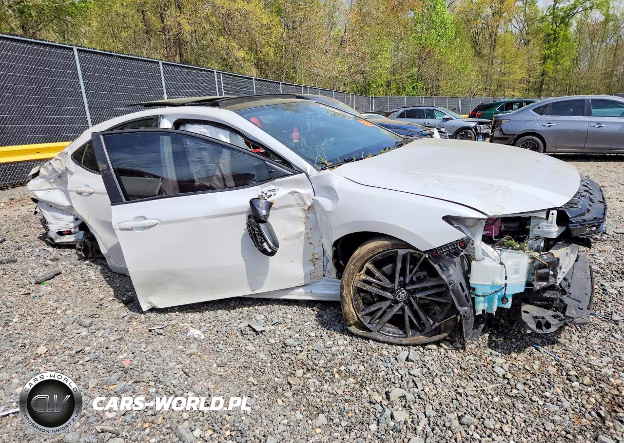 2025 Toyota Camry Xse VIN:4T1DAACK3SU525336 - 4