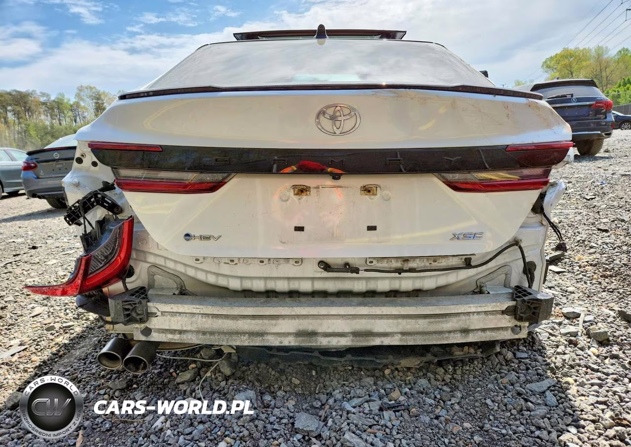 2025 Toyota Camry Xse VIN:4T1DAACK3SU525336 - 6