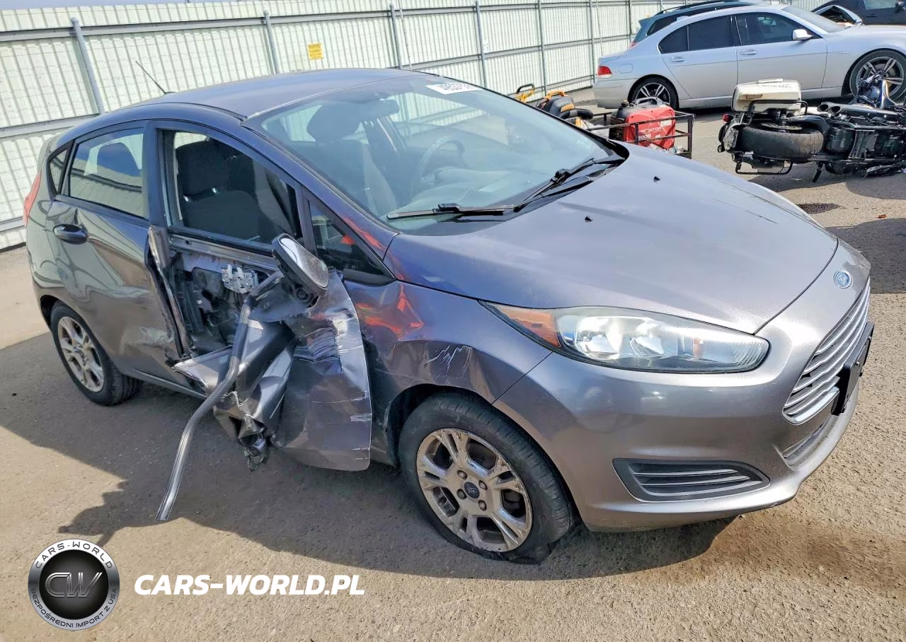 2014 Ford Fiesta Se VIN:3FADP4EJ5EM233968 - 4